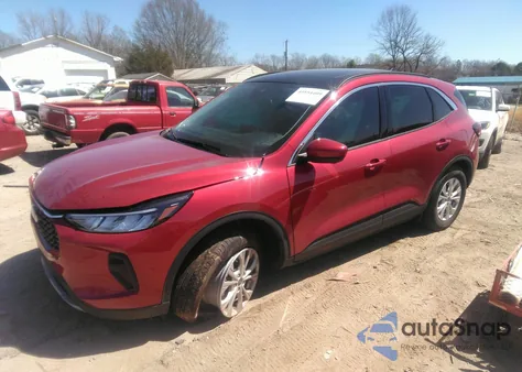 2023 Ford Escape Active z USA, uszkodzony, nr VIN 1FMCU0GN3PUA72604